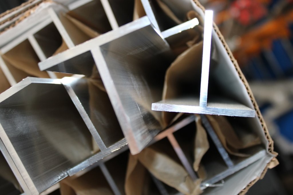 Hliníkové T-profil